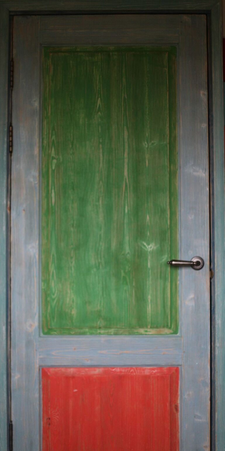 Брашированная дверь, покрытая маслами Biofa
